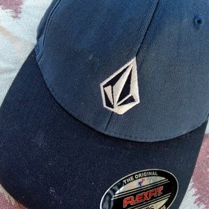 🏁 4/$28 Youth Volcom Flexfit Hat 🏁